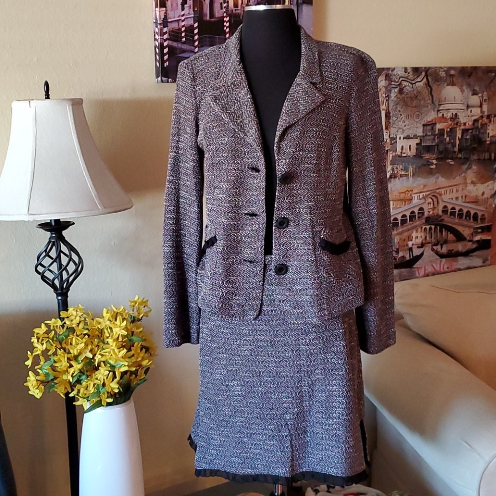 Skirt Suit set with lace detail